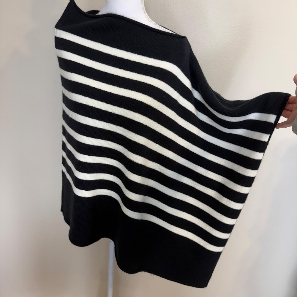 LOFT Striped Nursing Cover Womens OS Black White Old Money Timeless